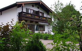 Ferienwohnung Haus Alpenrebe
